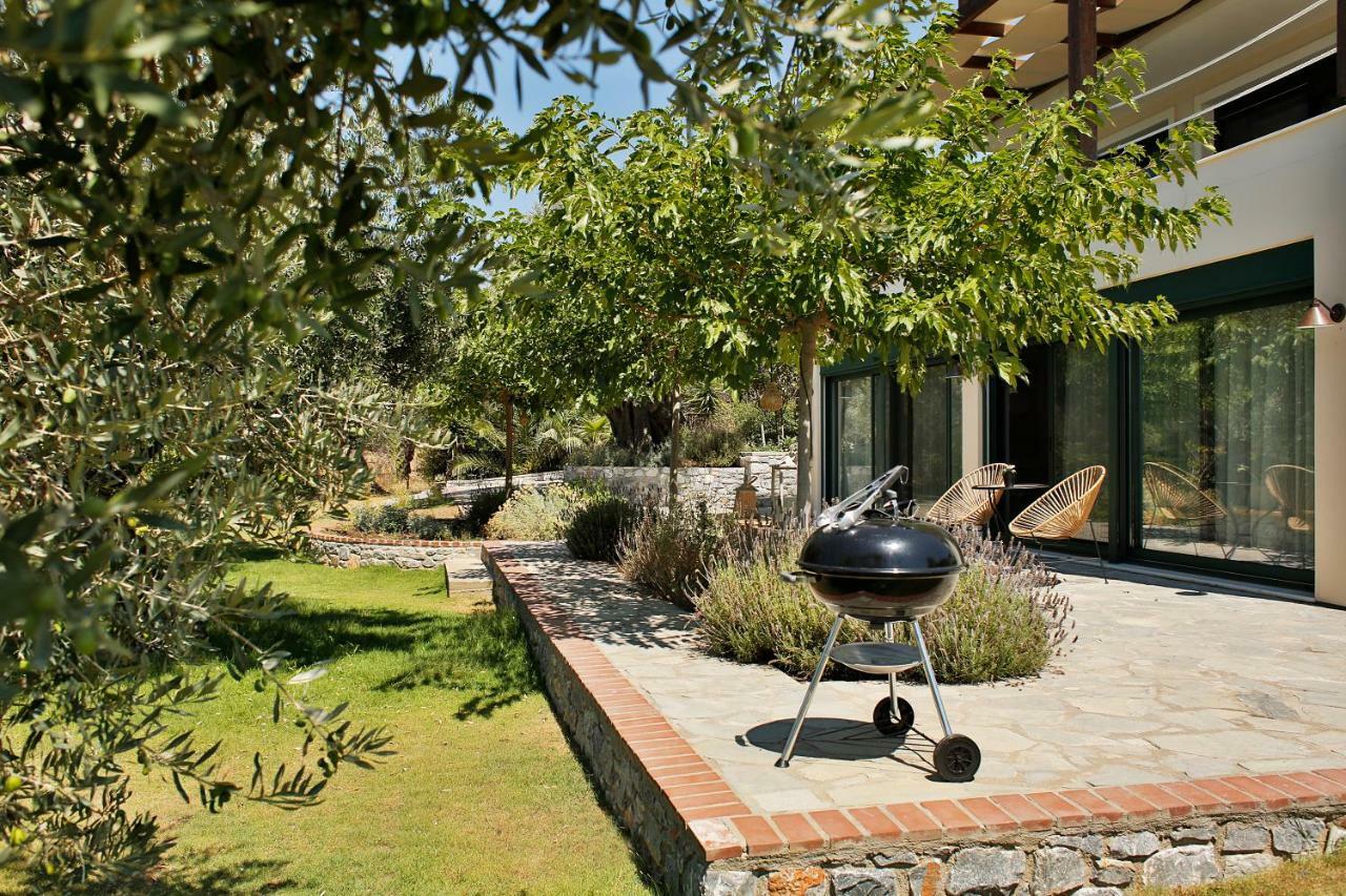 Beach Front Villa Melani Mytilene Exterior photo